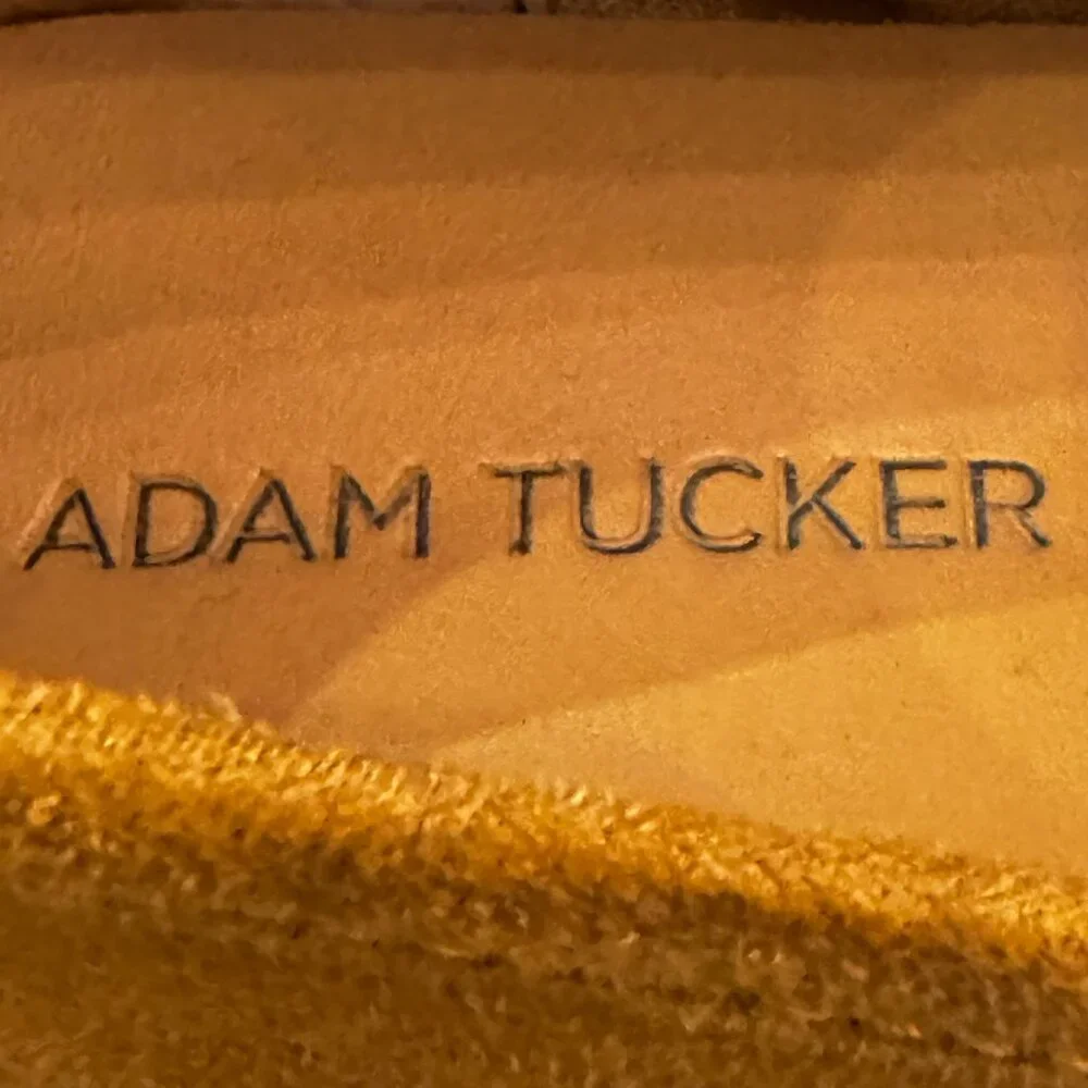 Adam Tucker Lug Sole Sueded Camel Loafer Size 7.5 - Picture 3 of 7